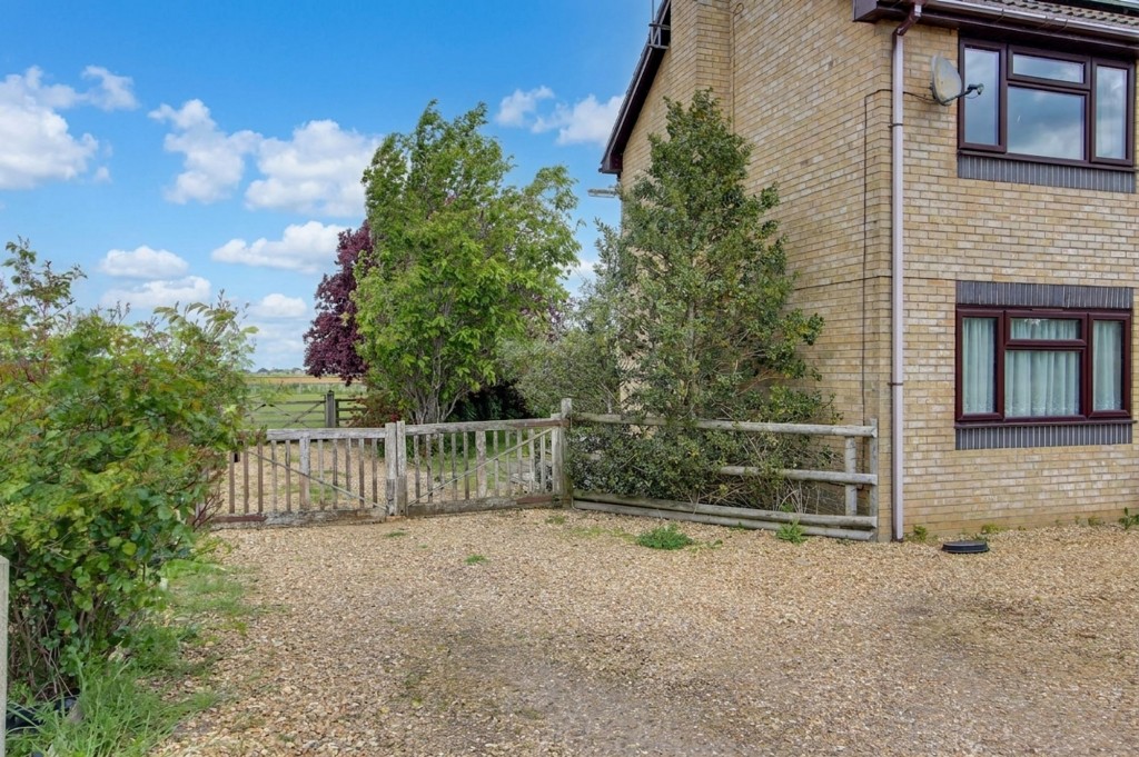 Mill Road, Murrow, PE13