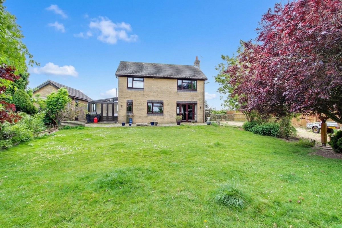 Mill Road, Murrow, PE13