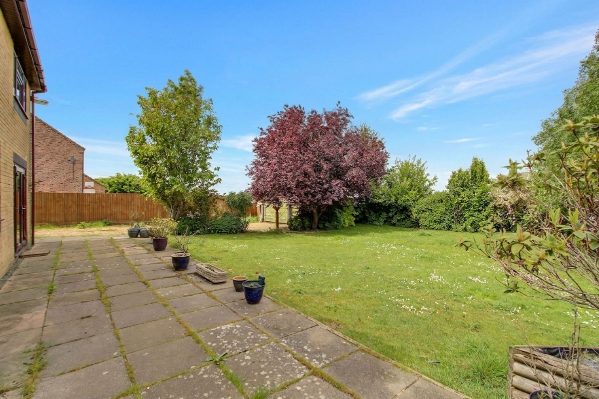 Mill Road, Murrow, PE13
