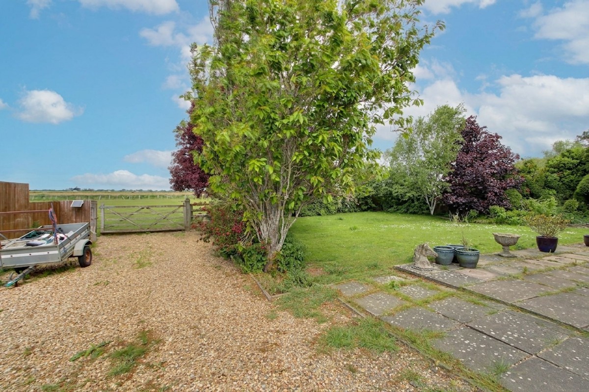 Mill Road, Murrow, PE13