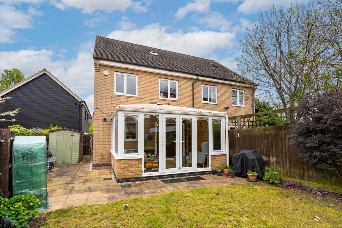 Bourneys Manor Close, Willingham, CB24