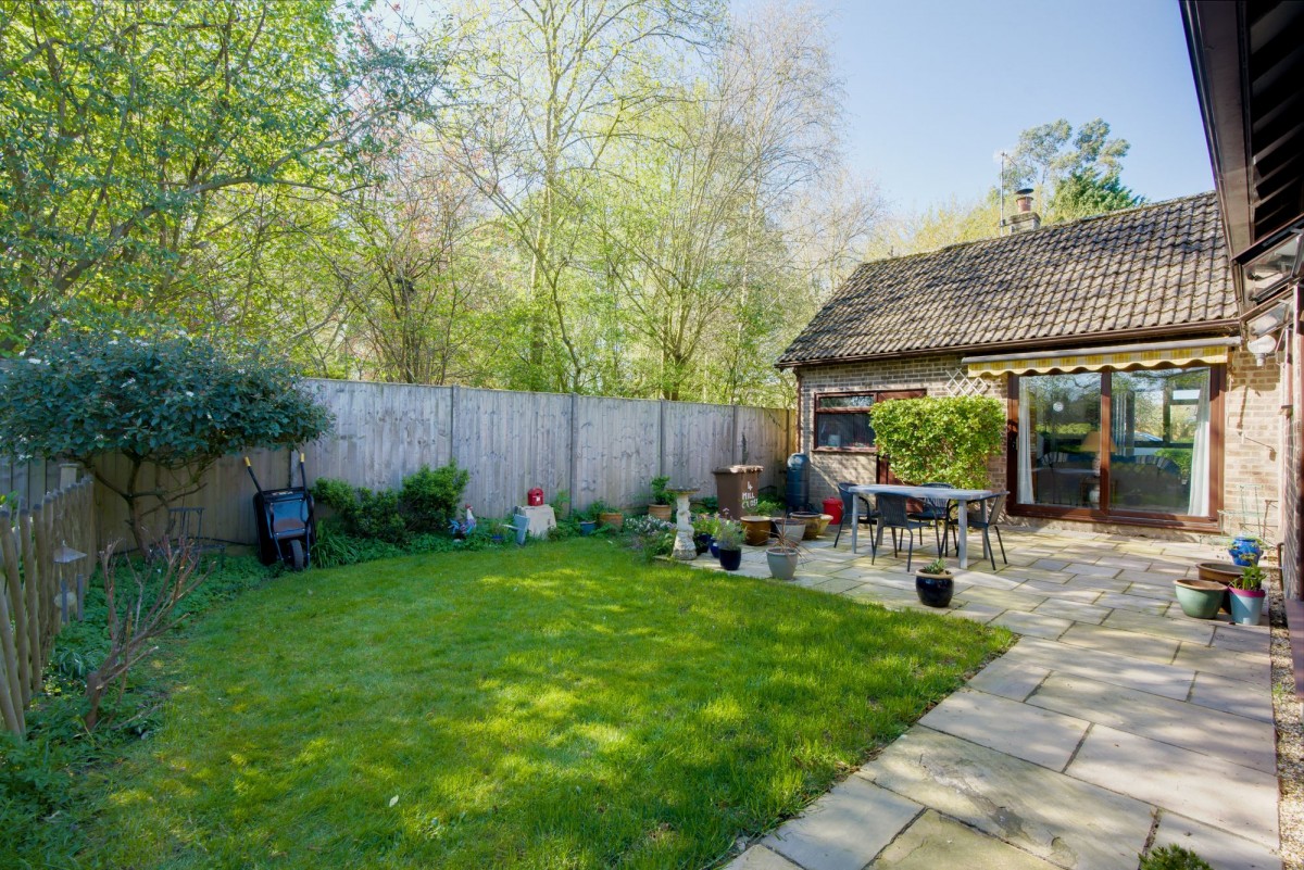 Mill Close, Exning, CB8