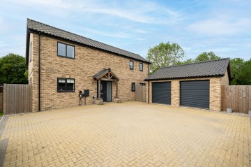 Grannys End Road, Witchford, CB6