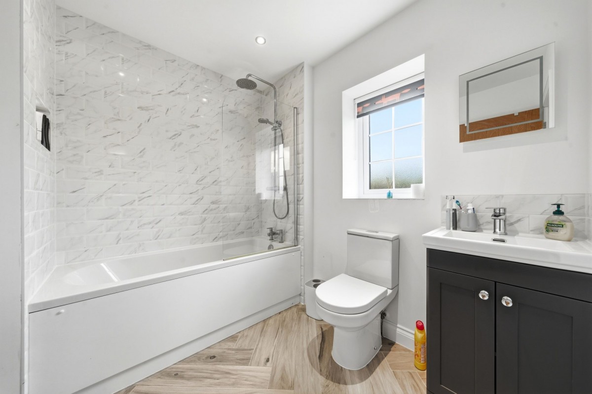 Grannys End Road, Witchford, CB6