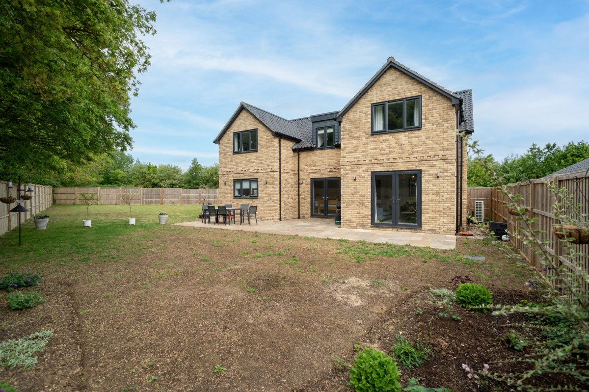 Grannys End Road, Witchford, CB6