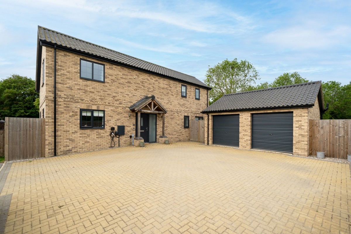 Grannys End Road, Witchford, CB6