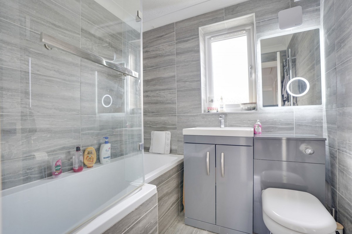 Macpherson Robertson Way, Mildenhall, IP28