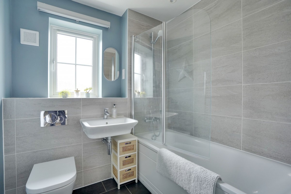 Dandelion Crescent, Red Lodge, IP28