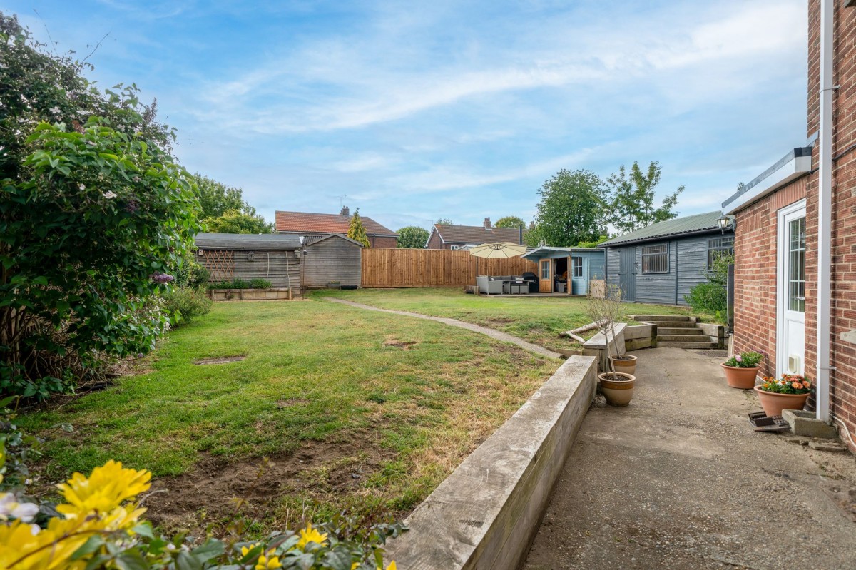 Hall Close, Southery, PE38