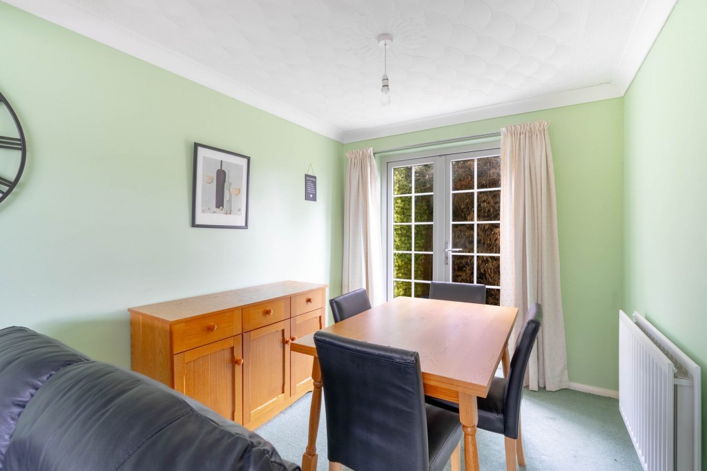 Whitfield Close, Cambridge, CB4