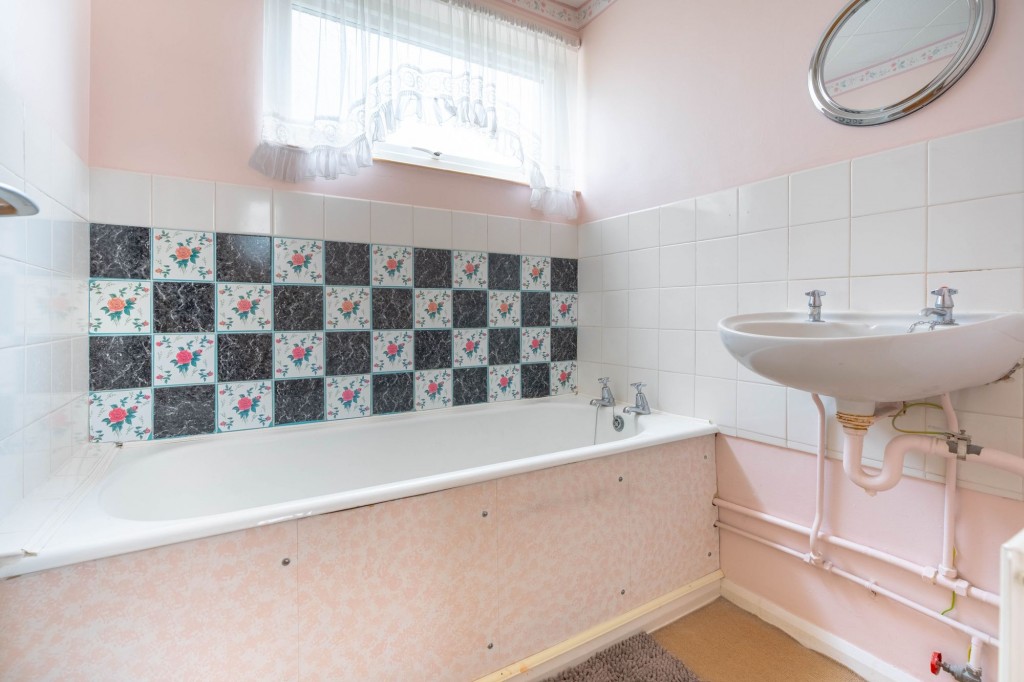 Whitfield Close, Cambridge, CB4