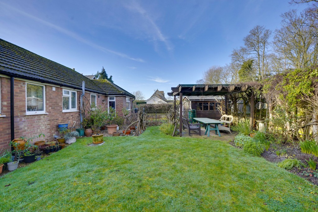 Bury Road, Kentford, CB8