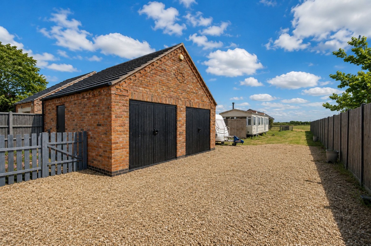 Station Road, Gedney Hill, PE12