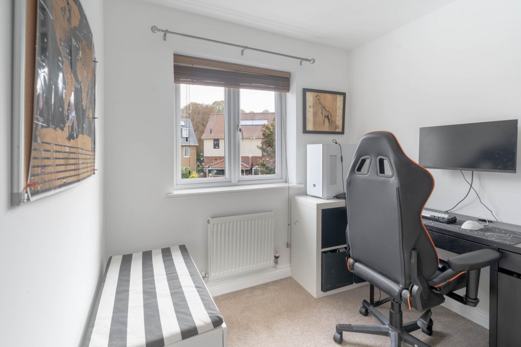 Collingwood Drive, Longstanton, CB24