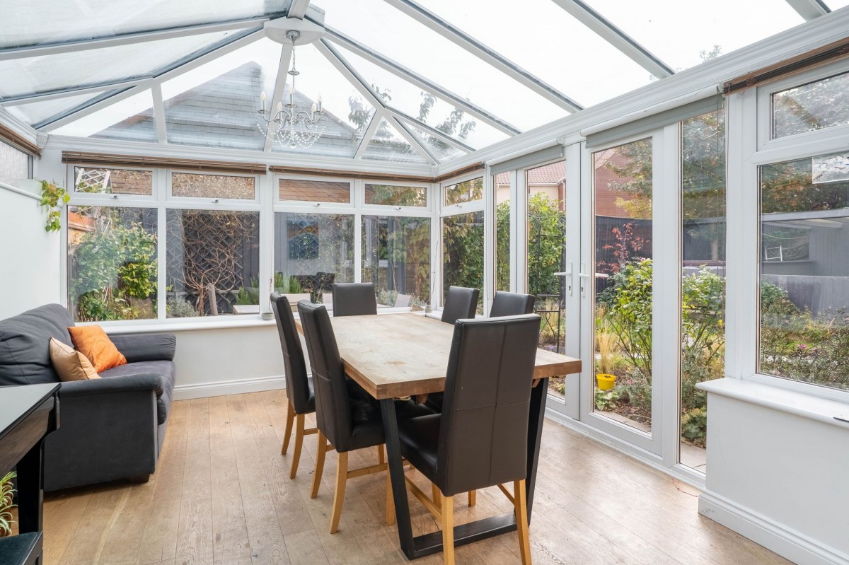 Collingwood Drive, Longstanton, CB24