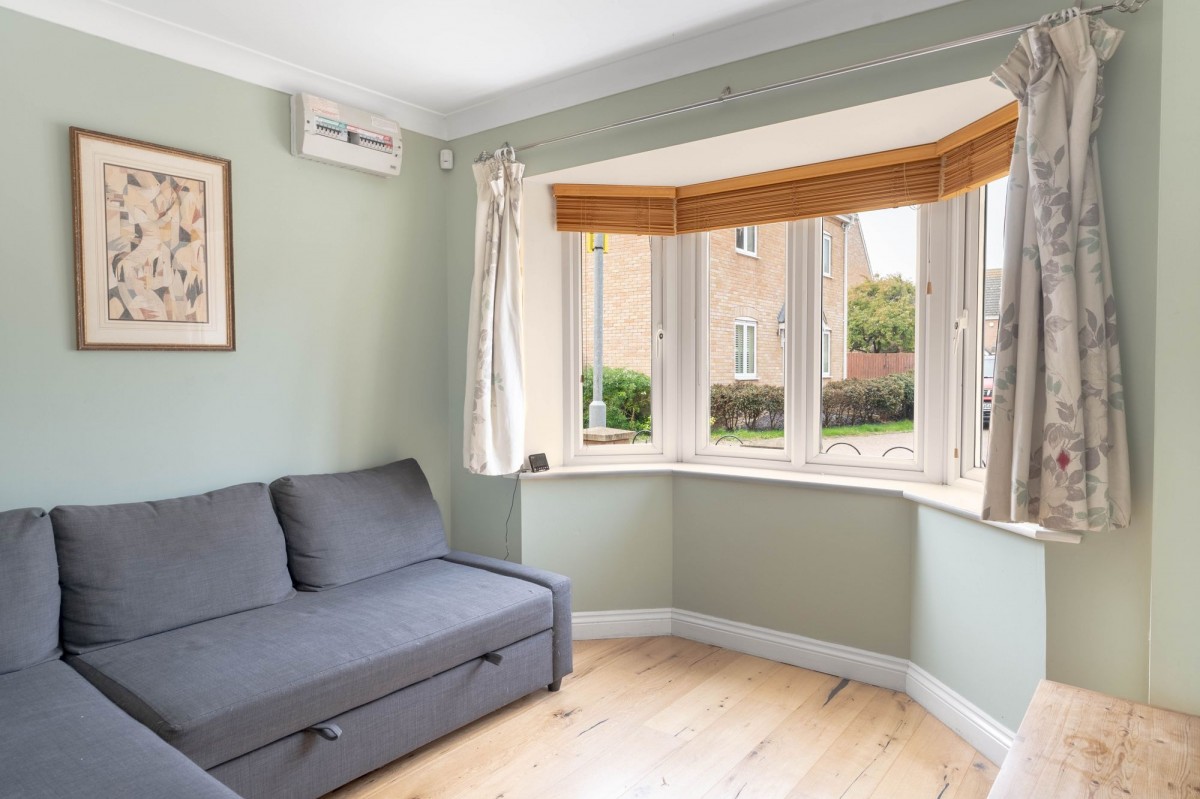 Collingwood Drive, Longstanton, CB24