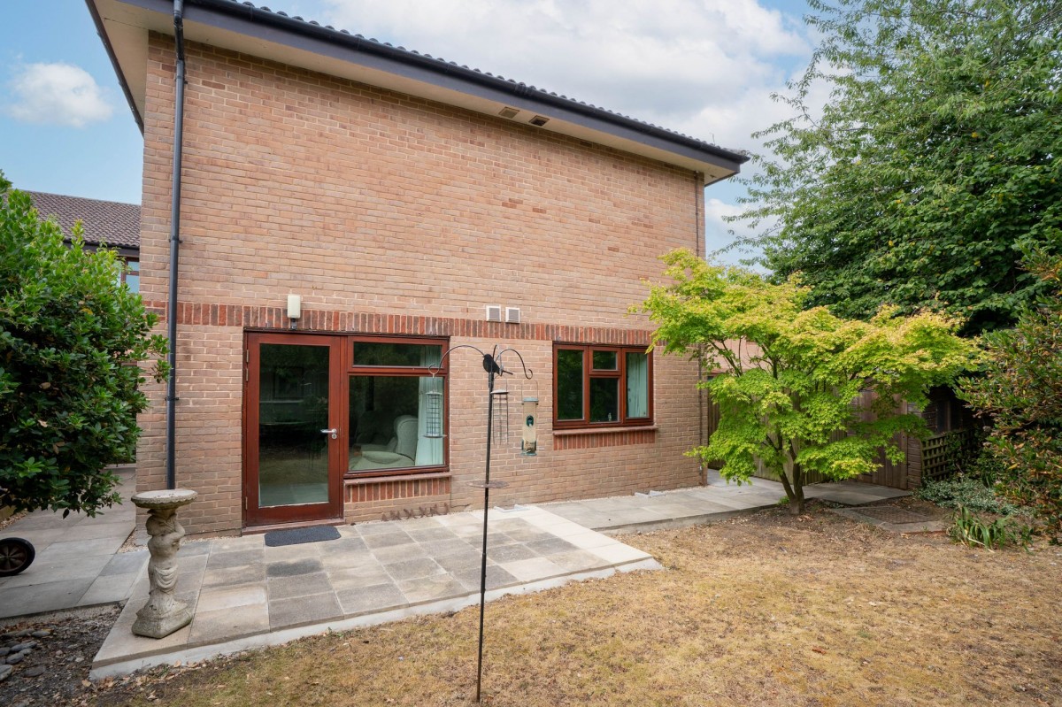Drings Close, Over, CB24