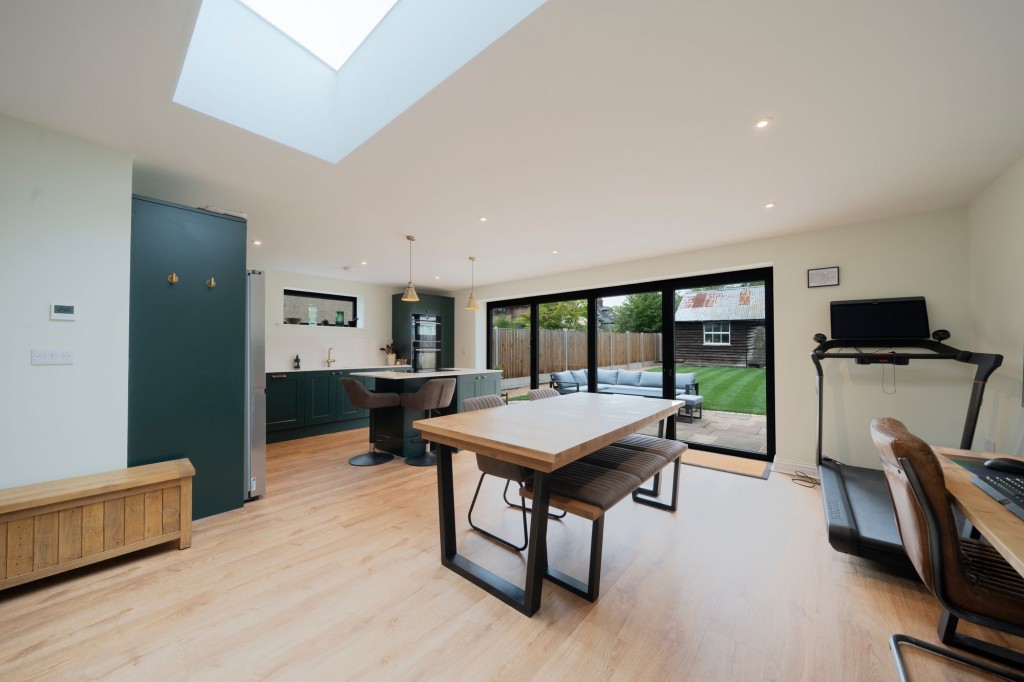 Milton Road, Cambridge, CB4