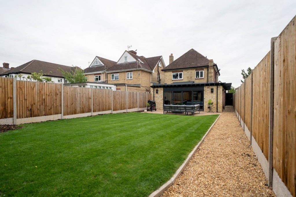 Milton Road, Cambridge, CB4