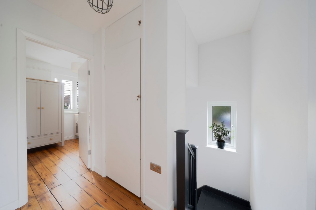 Milton Road, Cambridge, CB4