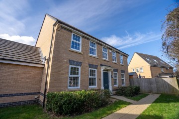 Lofthouse Way, Longstanton, CB24