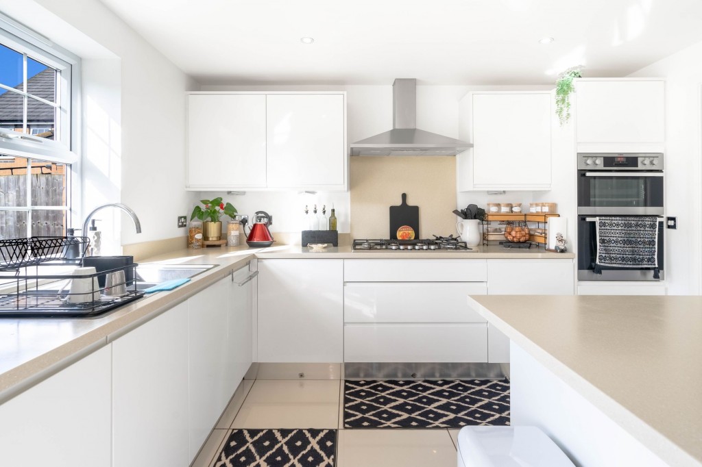 Lofthouse Way, Longstanton, CB24