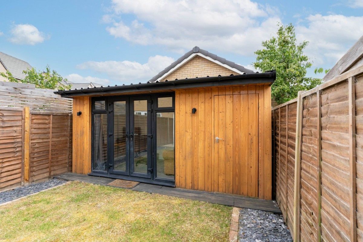 Cos Road, Northstowe, CB24
