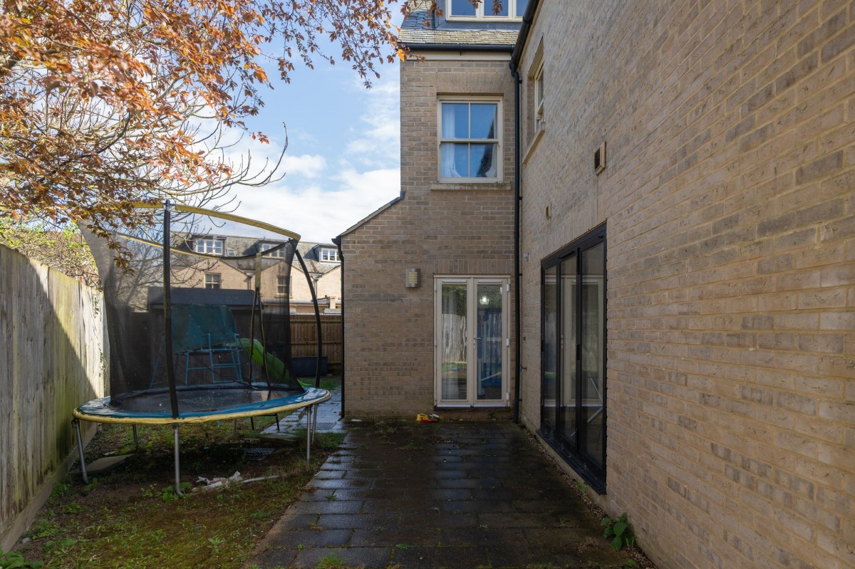 Vinery Road, Cambridge, CB1