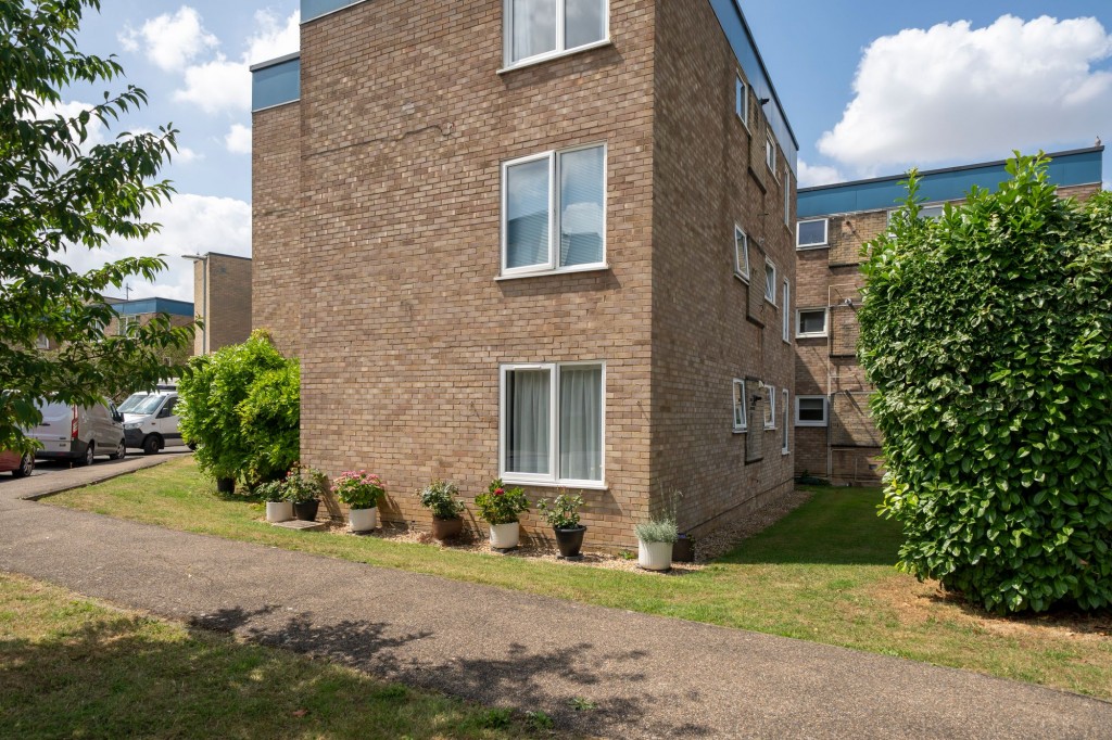 Thornton Court, Girton, CB3