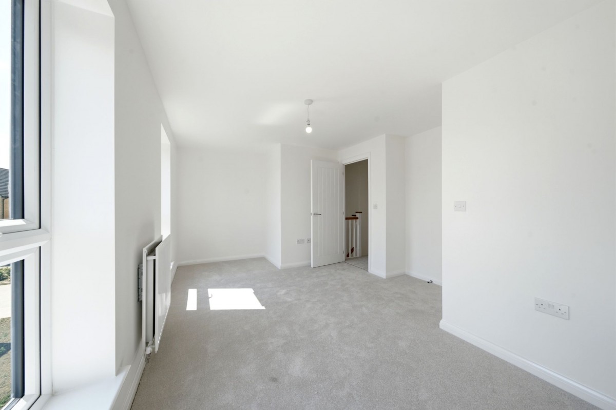 9 Aylesbury Walk, Northstowe, CB24