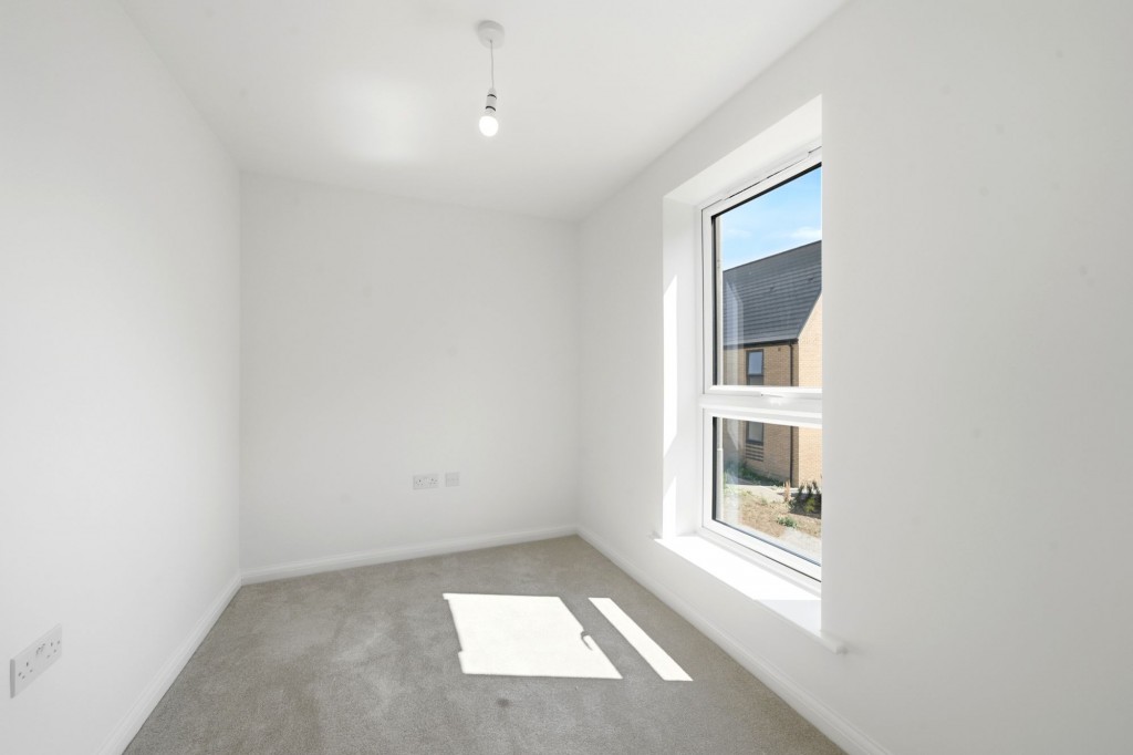 9 Aylesbury Walk, Northstowe, CB24
