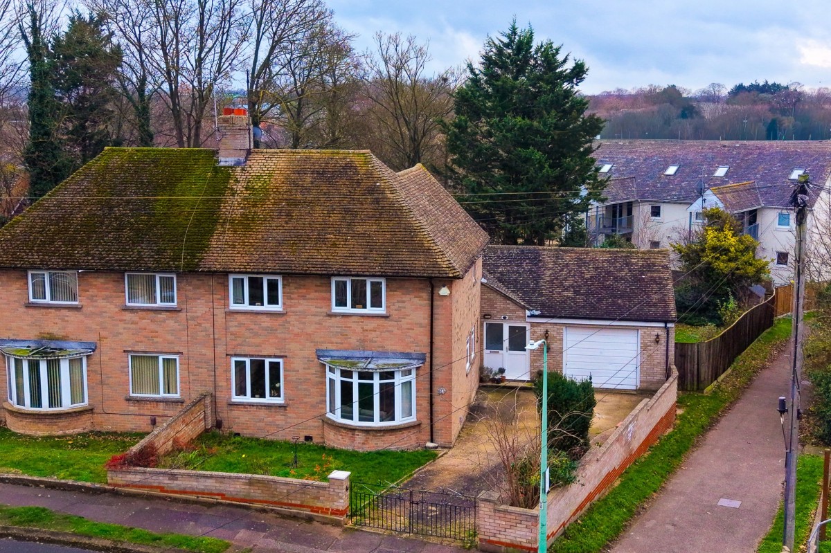 Freshfields, Newmarket, CB8