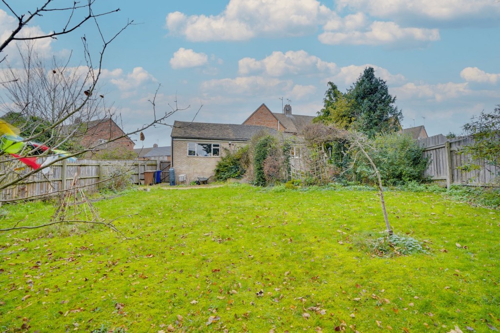 Freshfields, Newmarket, CB8