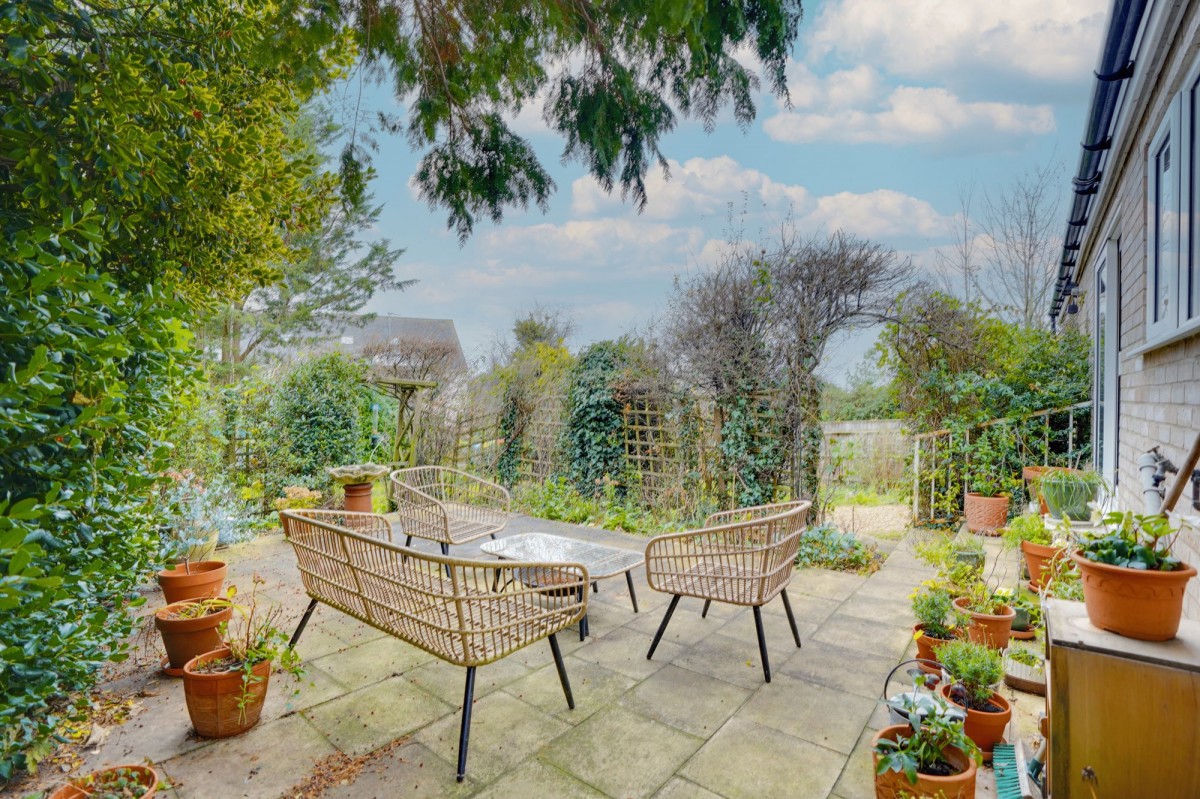 Freshfields, Newmarket, CB8