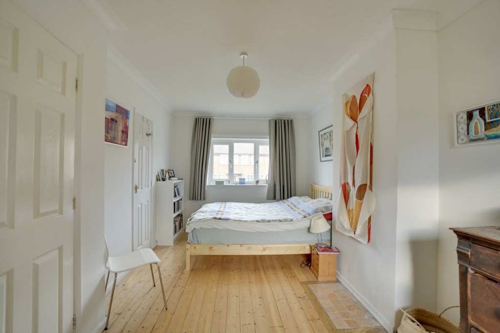 Freshfields, Newmarket, CB8