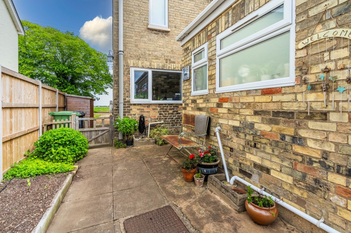 Long Drove, Waterbeach, CB25