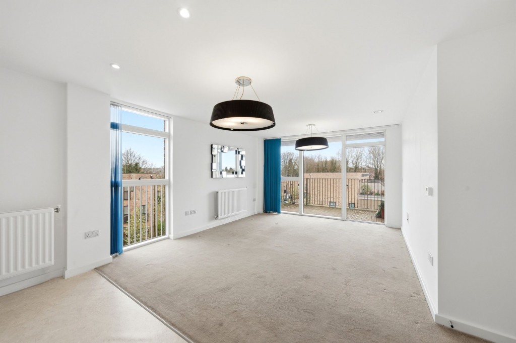 Lilywhite Drive, Cambridge, CB4