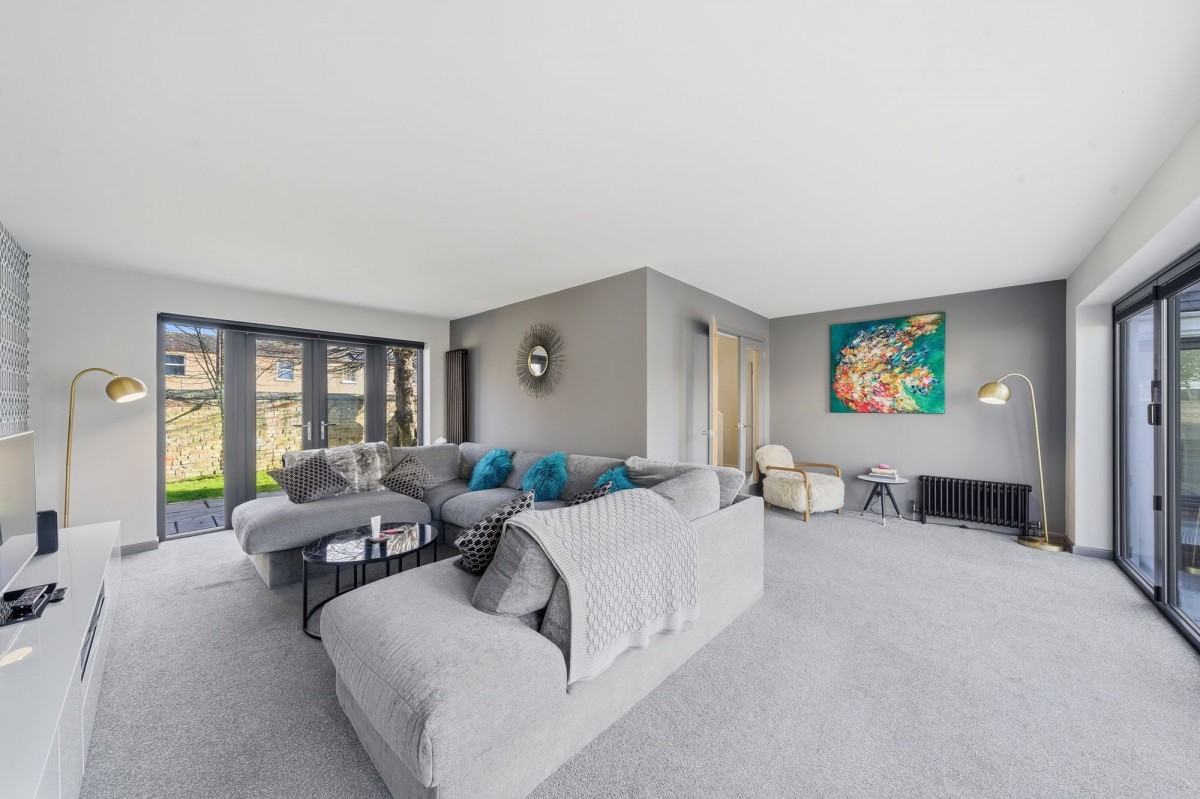 Middle Watch, Swavesey, CB24