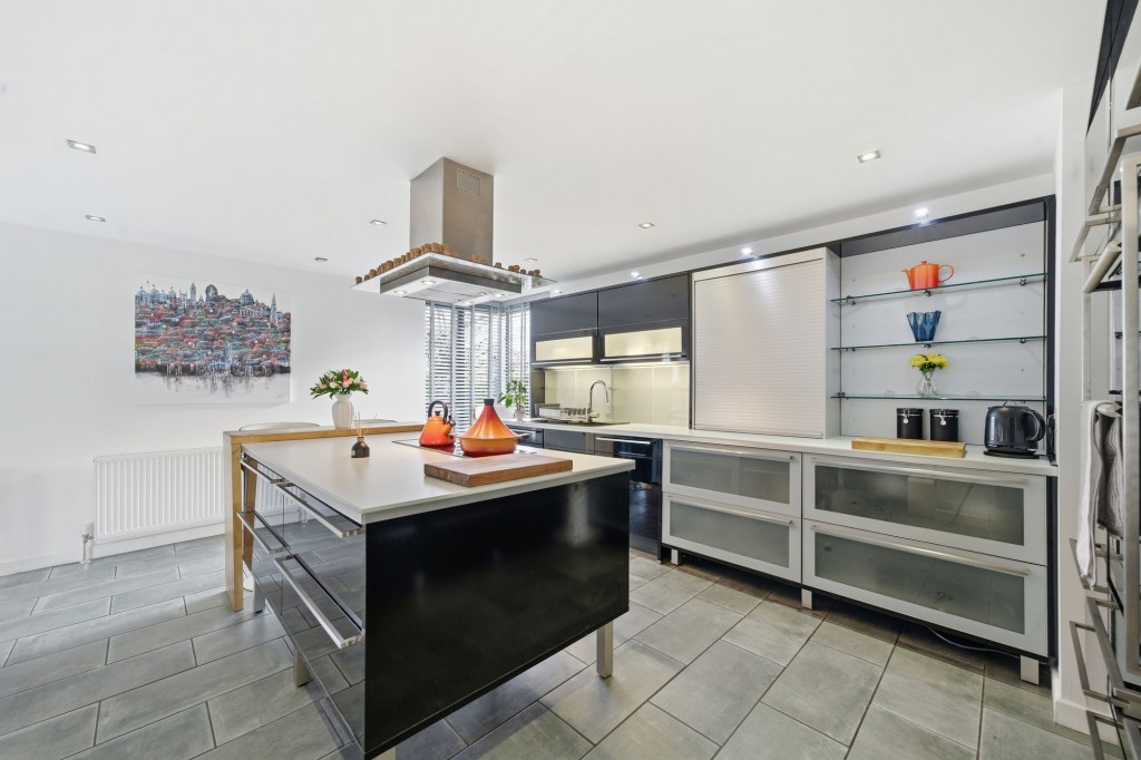 Middle Watch, Swavesey, CB24