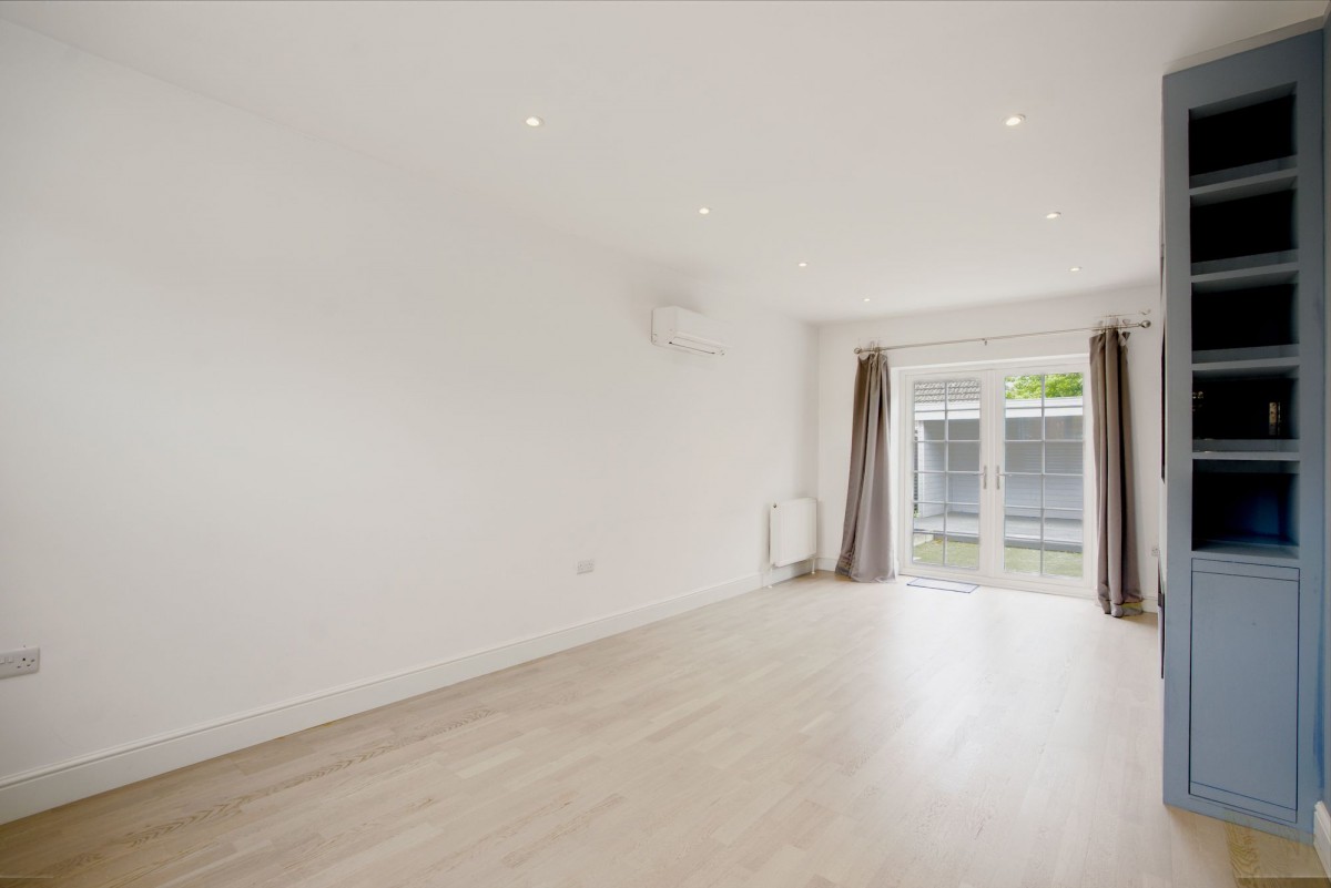 Drinkwater Close, Newmarket, CB8