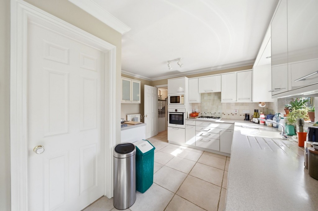 Pease Way, Histon, CB24