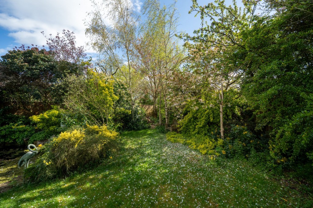 Pease Way, Histon, CB24