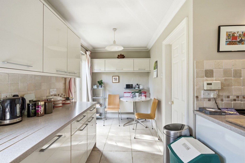 Pease Way, Histon, CB24