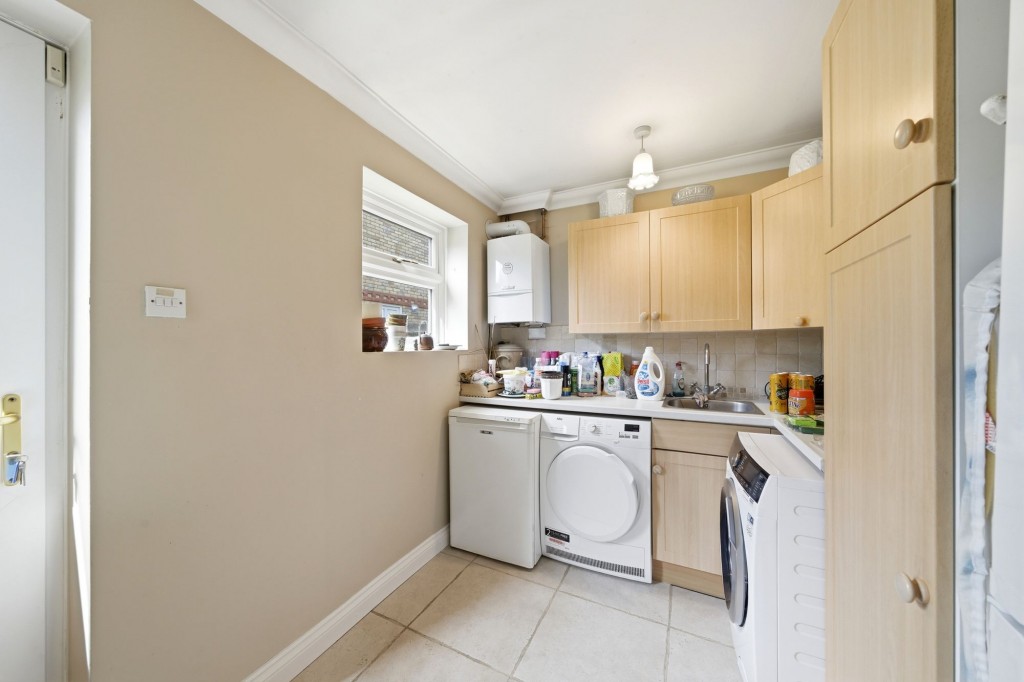 Pease Way, Histon, CB24