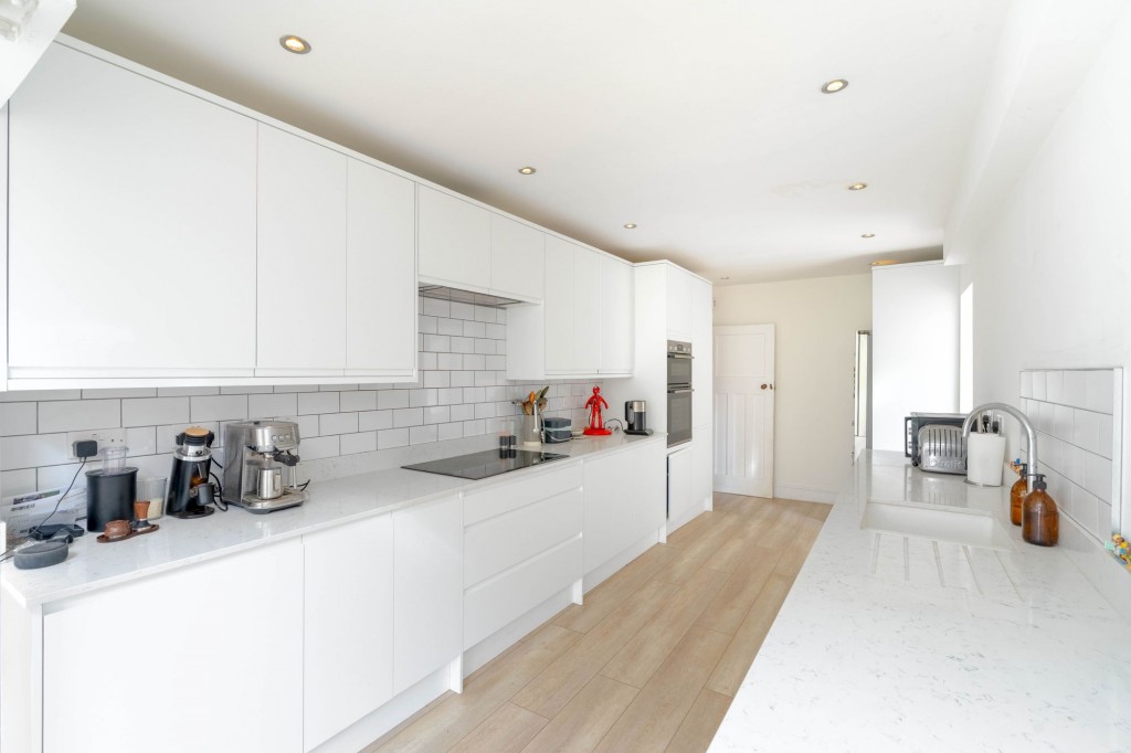 Cambridge Road, Abington, CB21