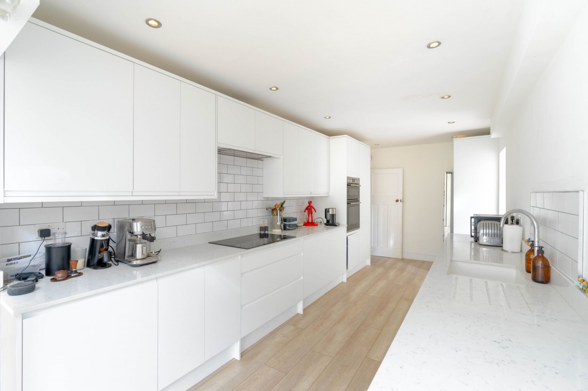 Cambridge Road, Abington, CB21