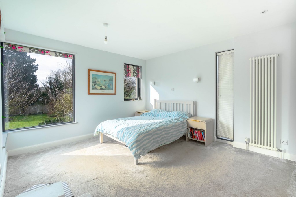 Cambridge Road, Abington, CB21