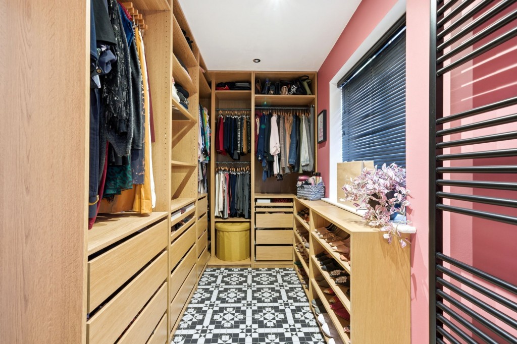 Collingwood Drive, Longstanton, CB24