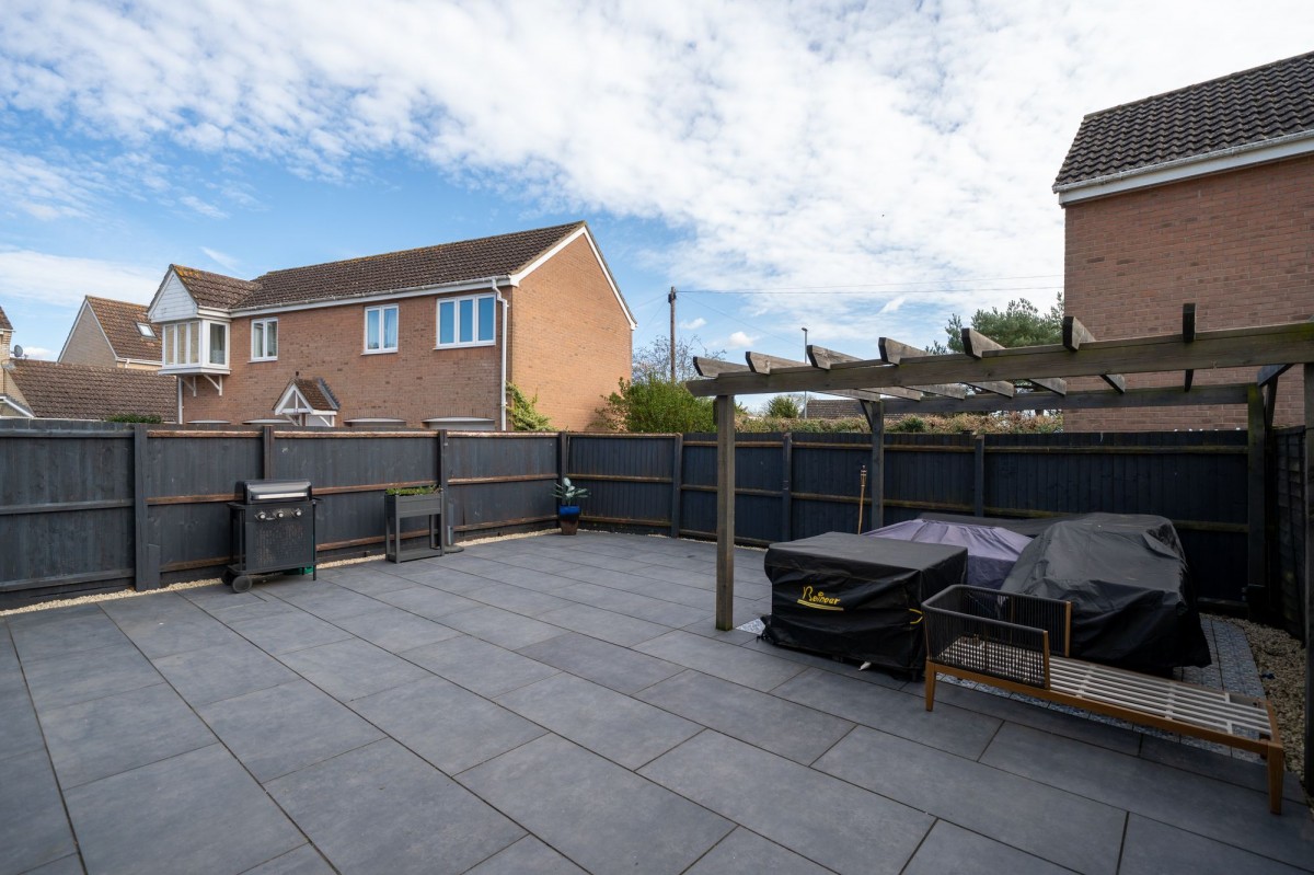 Collingwood Drive, Longstanton, CB24