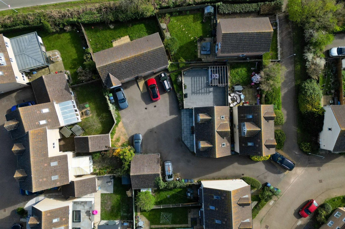 Collingwood Drive, Longstanton, CB24